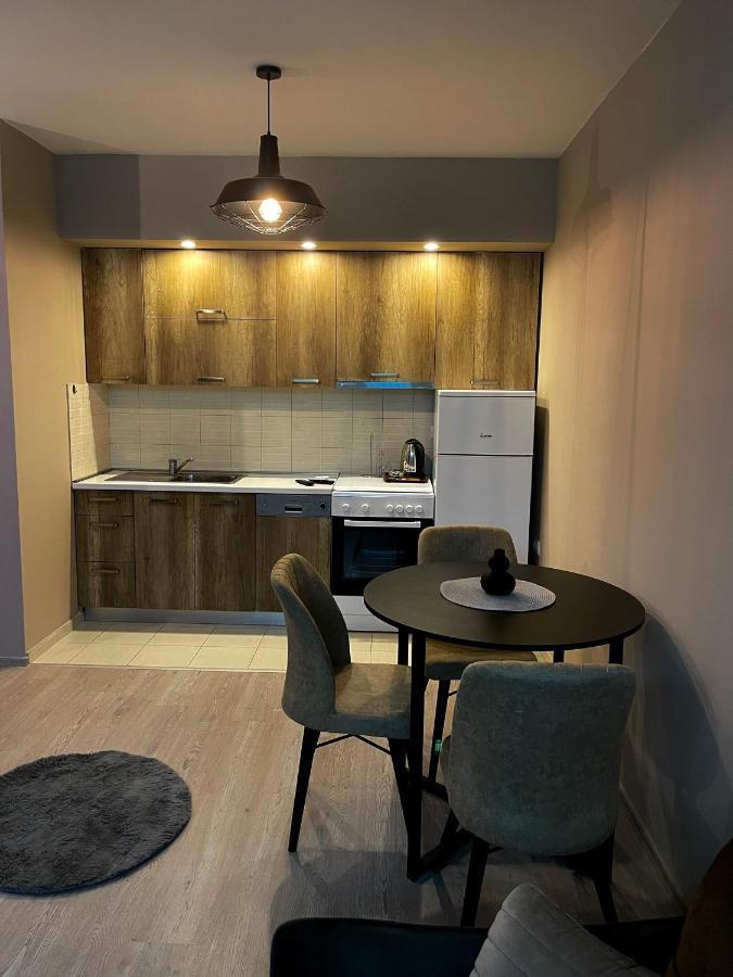 Top Apartment Priștina Exterior foto
