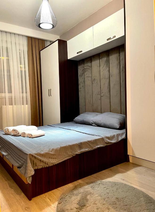 Top Apartment Priștina Exterior foto